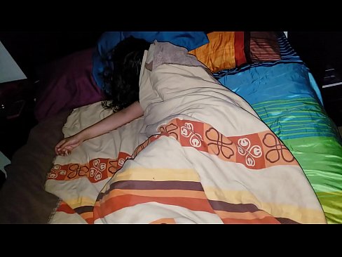 ❤️ Üvey oğul, genç üvey annesini uyurken azarlıyor. ❤️ Güzel porno tr.mrvideospornogratis.ru ❌️
